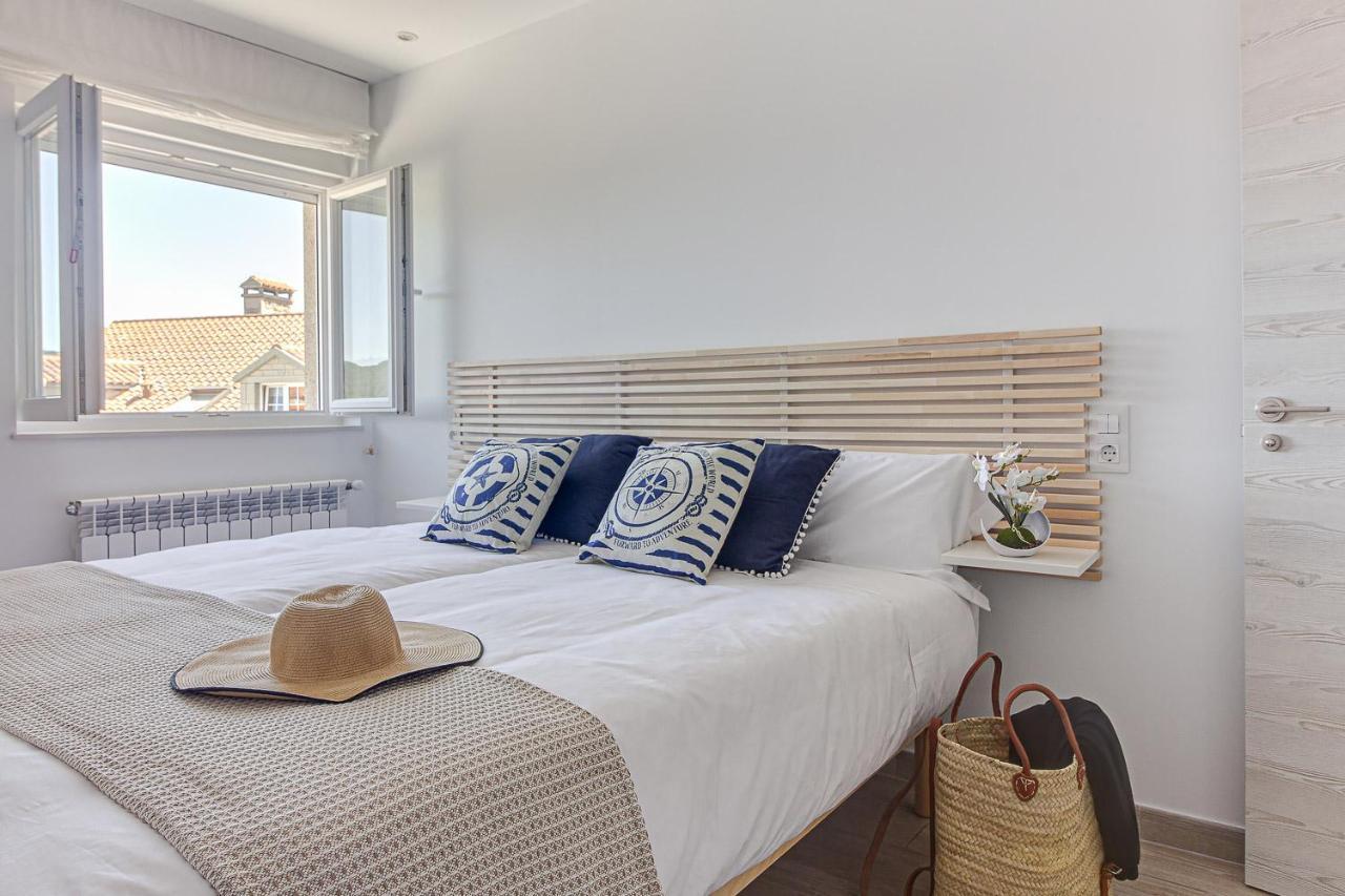 Apartamentos Playa De Finisterre Kültér fotó